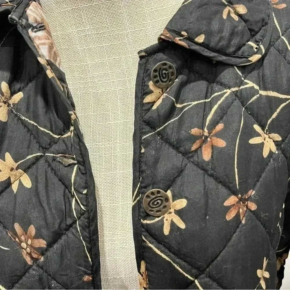 Reversible Quilted floral button front Jacket 100% silk with pockets - Picture 8 of 15